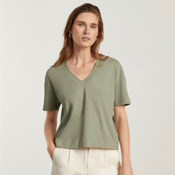 Everlane Tee - The Organic Cotton Slouchy V-Neck size small - Picture 3 of 7